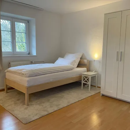 Holiday home 2 Separate Mit 5 Schlafzimmern Fuer 9 Personen