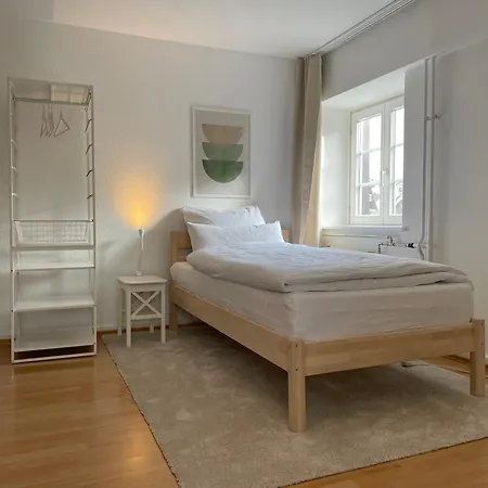2 Separate Mit 5 Schlafzimmern Fuer 9 Personen Holiday home