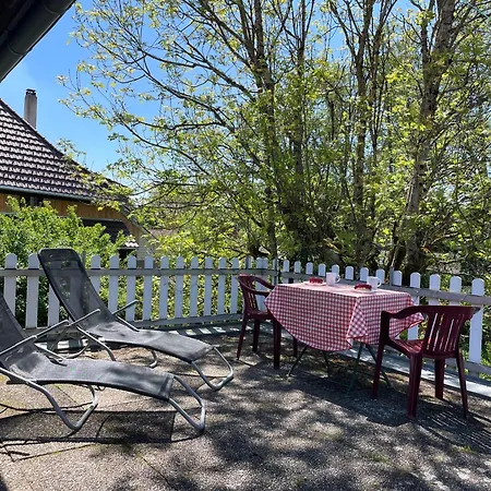 Nyaraló 2 Separate Mit 5 Schlafzimmern Fuer 9 Personen *